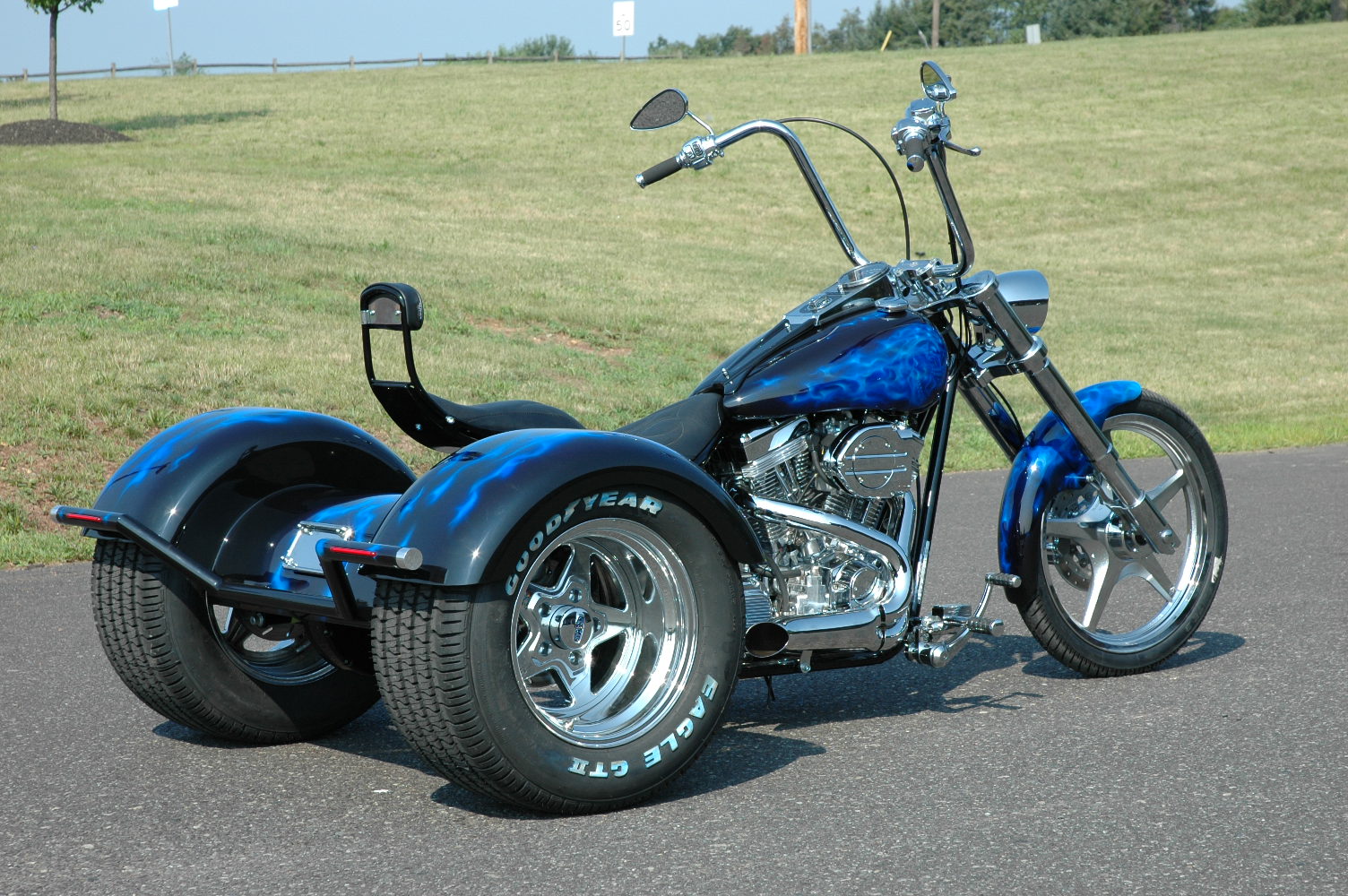 Трайк br 750